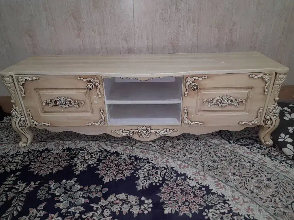 میز تلوزیون با ظاهری خشگل و شیک|تلویزیون و پروژکتور|گنبد کاووس, |دیوار