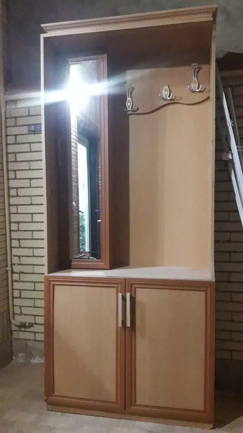 جاکفشی درحدنو|جاکفشی، کمد، دراور|طبس, |دیوار