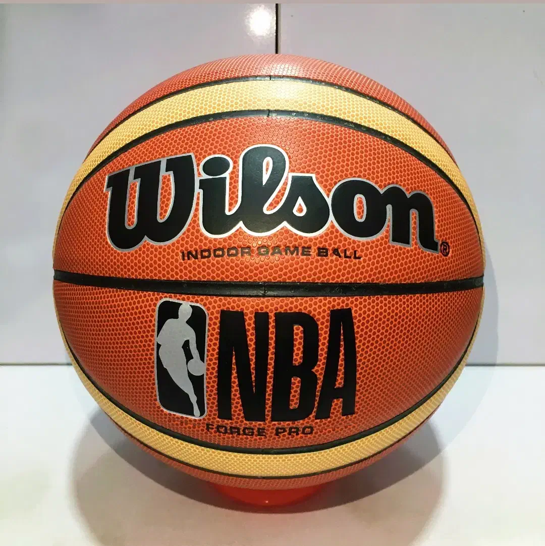 توپ بسکتبال ویلسون خارجی سایز ۷ به همراه هدیه|ورزش‌های توپی|تهران, افسریه شمالی|دیوار