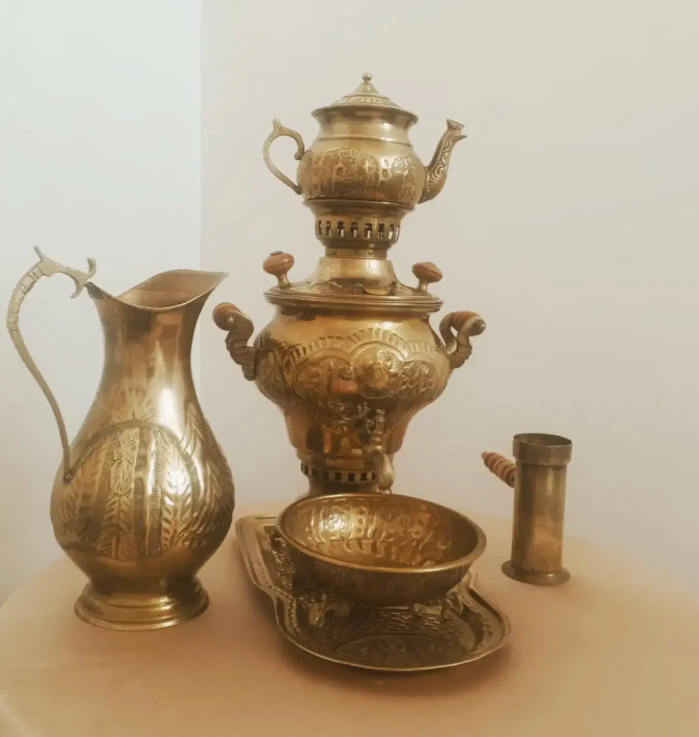 سماور برنجی|سماور، چایساز، قهوهساز|بروجرد, |دیوار