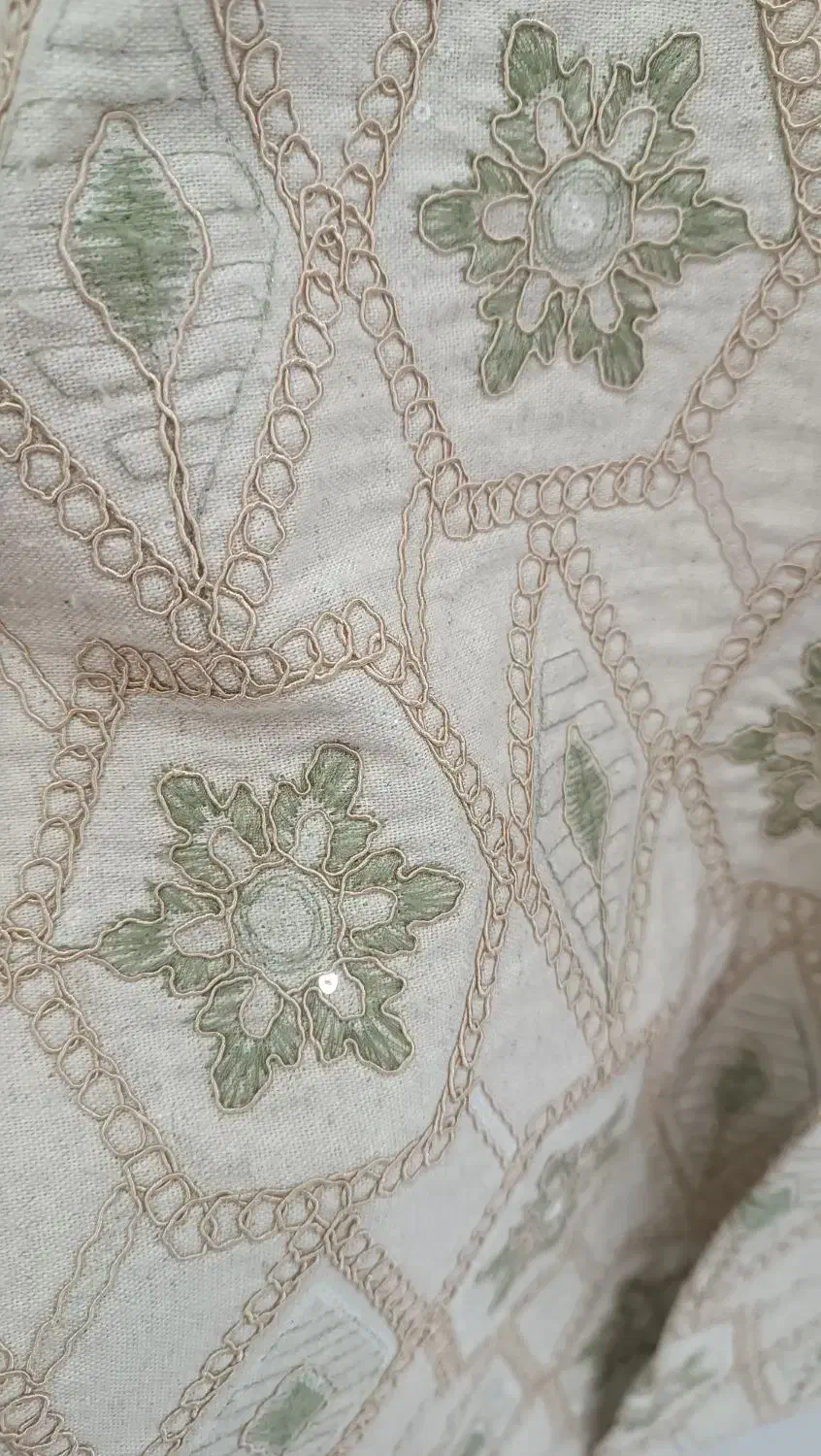 کت گلدوزی|لباس|گرگان, |دیوار