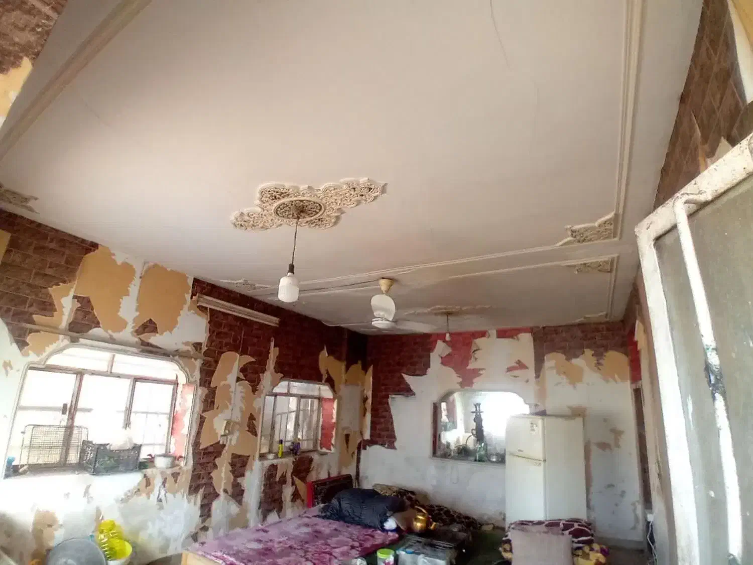 نصاب کاغذ دیواری|خدمات پیشه و مهارت|قم, بلوار امین و ساحلی|دیوار