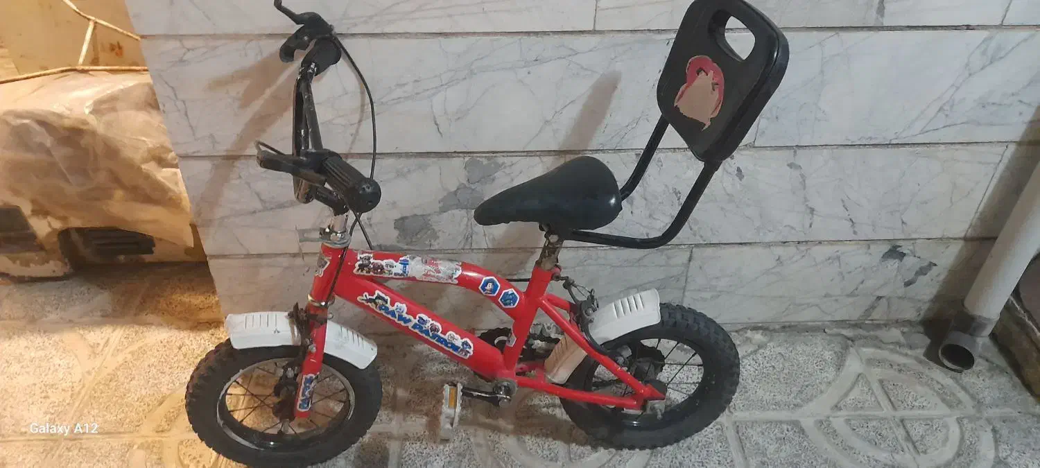 دوچرخه ۱۶|دوچرخه، اسکیت، اسکوتر|قلعه نو, |دیوار