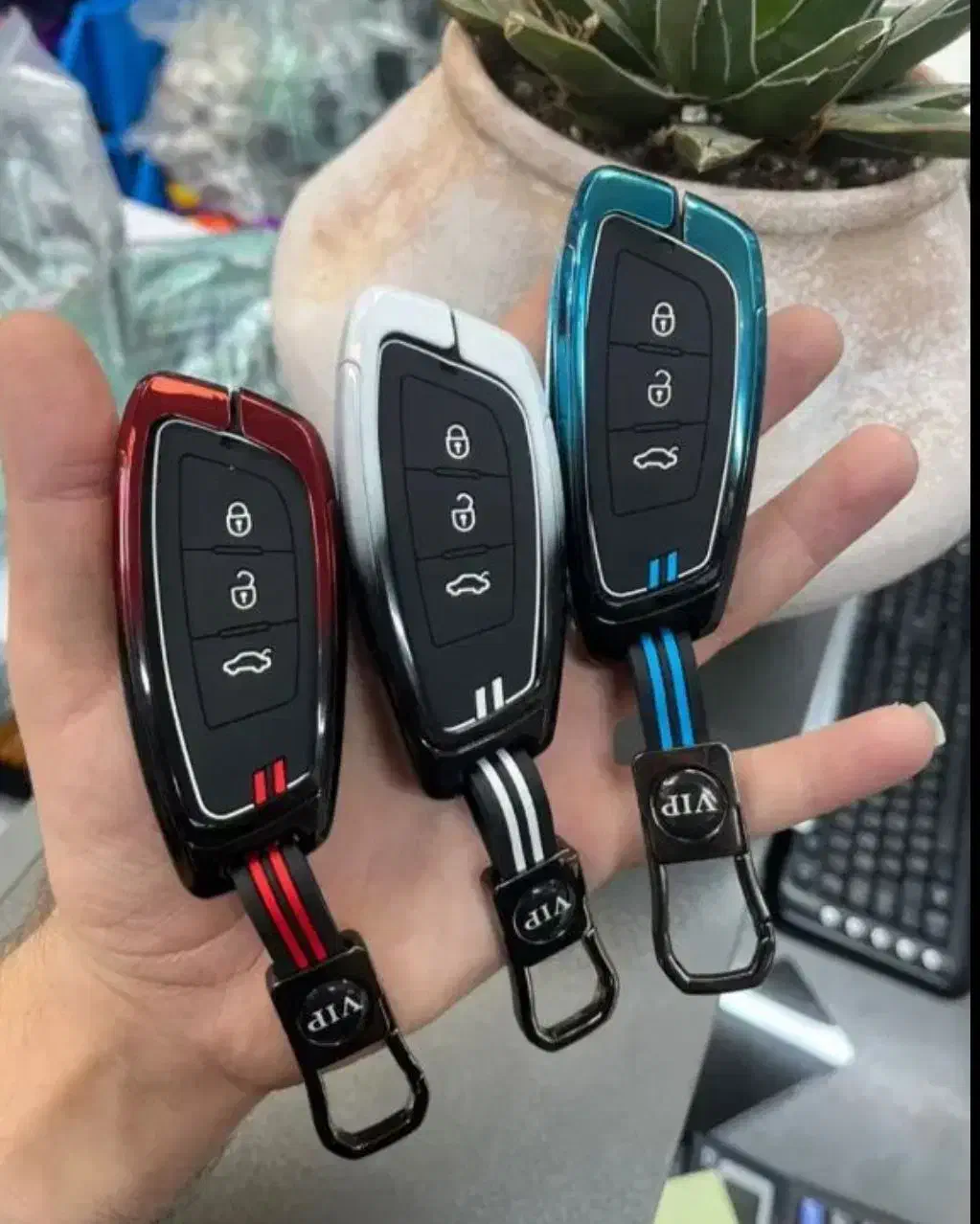 ریموت دزدگیر کرکره درب برقی کنترل دور فرمان دوختی|عمدهفروشی|قم, حنیف نژاد|دیوار