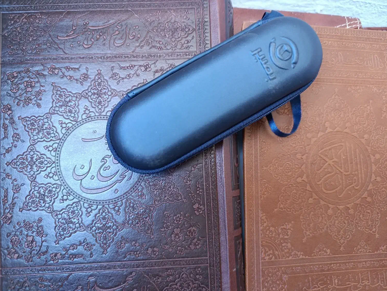 قلم قرآن خوان|کتاب و مجله مذهبی|اصفهان, بهارستان|دیوار