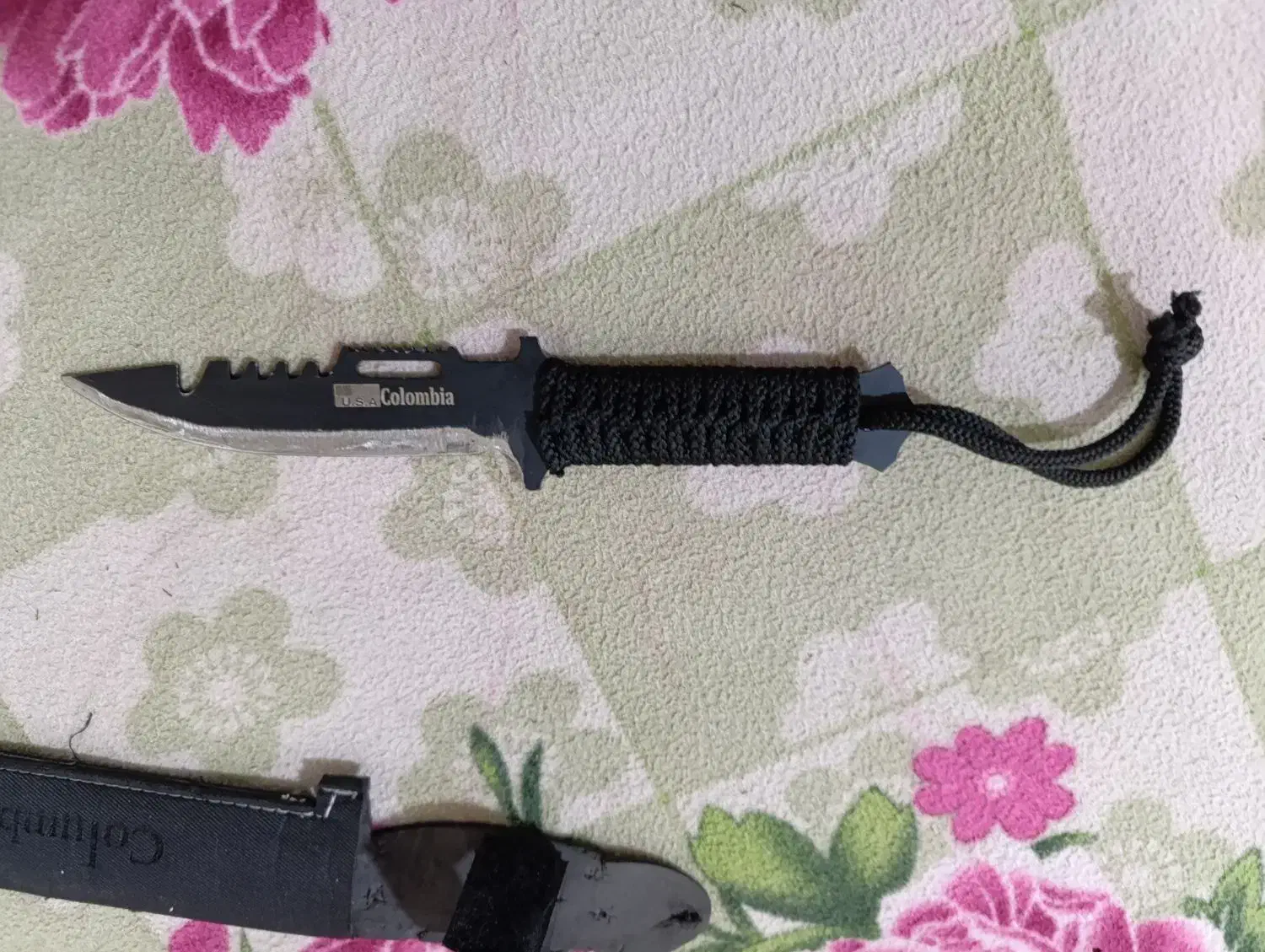 چاقو|کلکسیون اشیاء عتیقه|برازجان, |دیوار