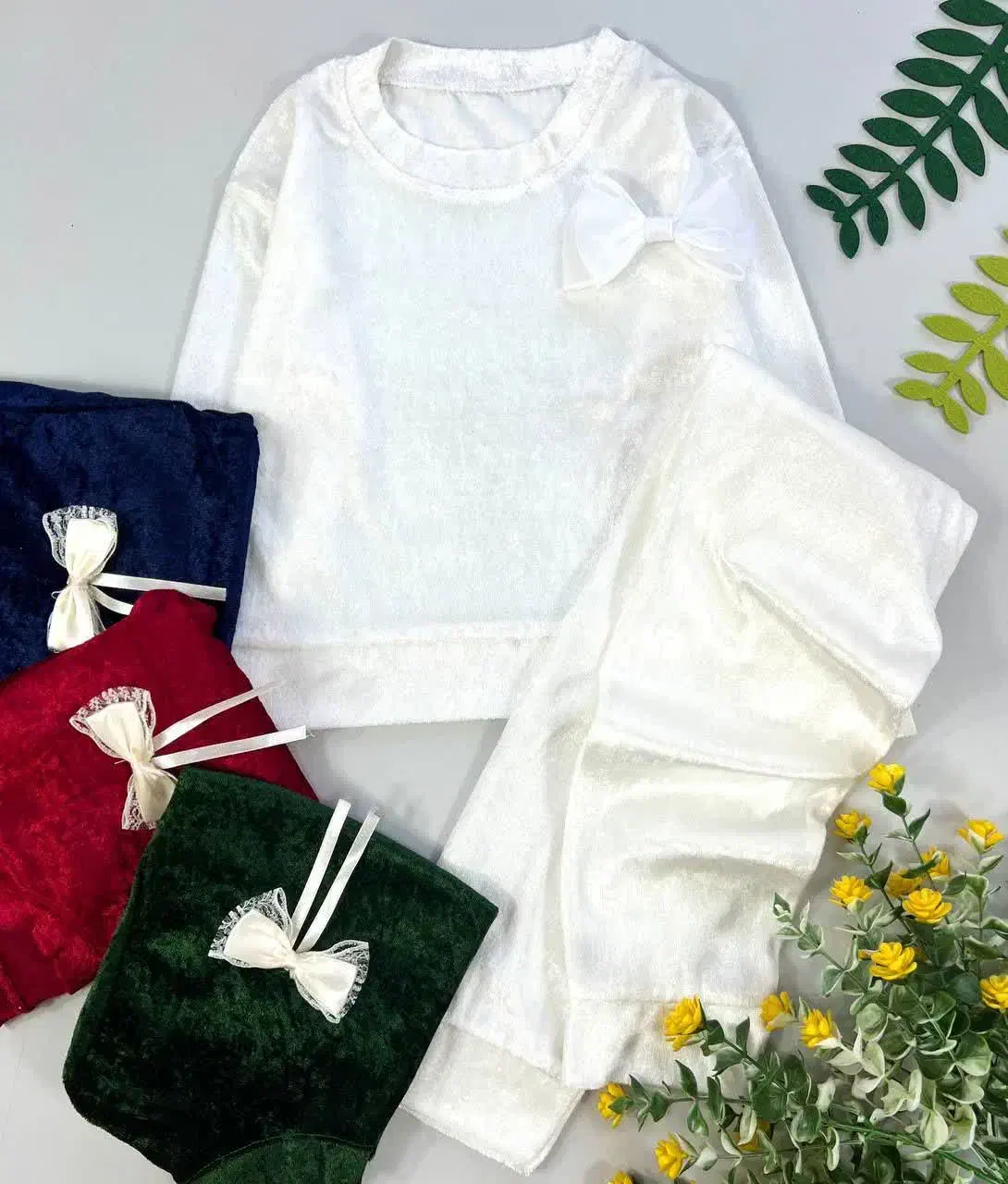 ست مخملی پاپیونی|لباس|ری, فیروزآبادی|دیوار