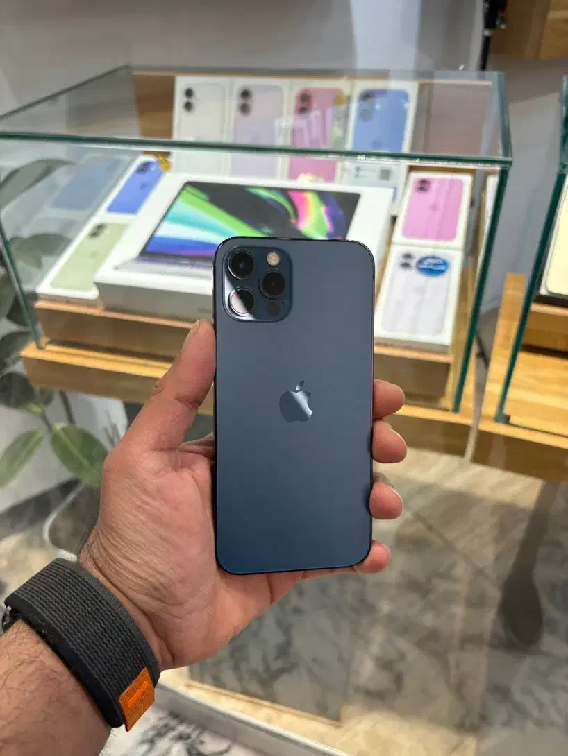 12pro 256|موبایل|تهران, صادقیه|دیوار