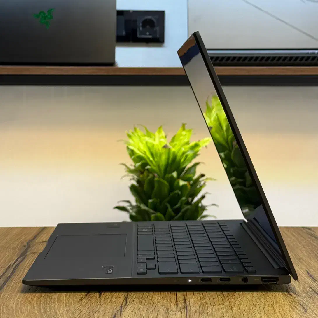 Asus Zenbook Q415 / سبک ،زیبا و مجهز به هوش مصنوعی|رایانه همراه|مشهد, ارشاد|دیوار
