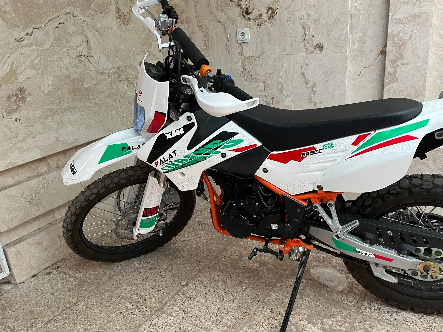 فلات ۲۵۰ کی تی ام|موتورسیکلت|شهر بابک, |دیوار