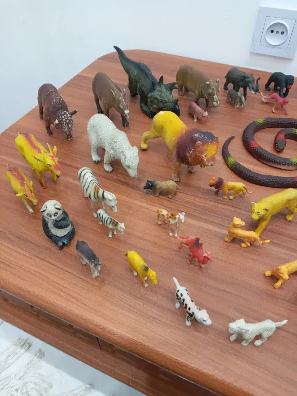 فیگور حیوانات اهلی و وحشی|اسباببازی|بابل, |دیوار