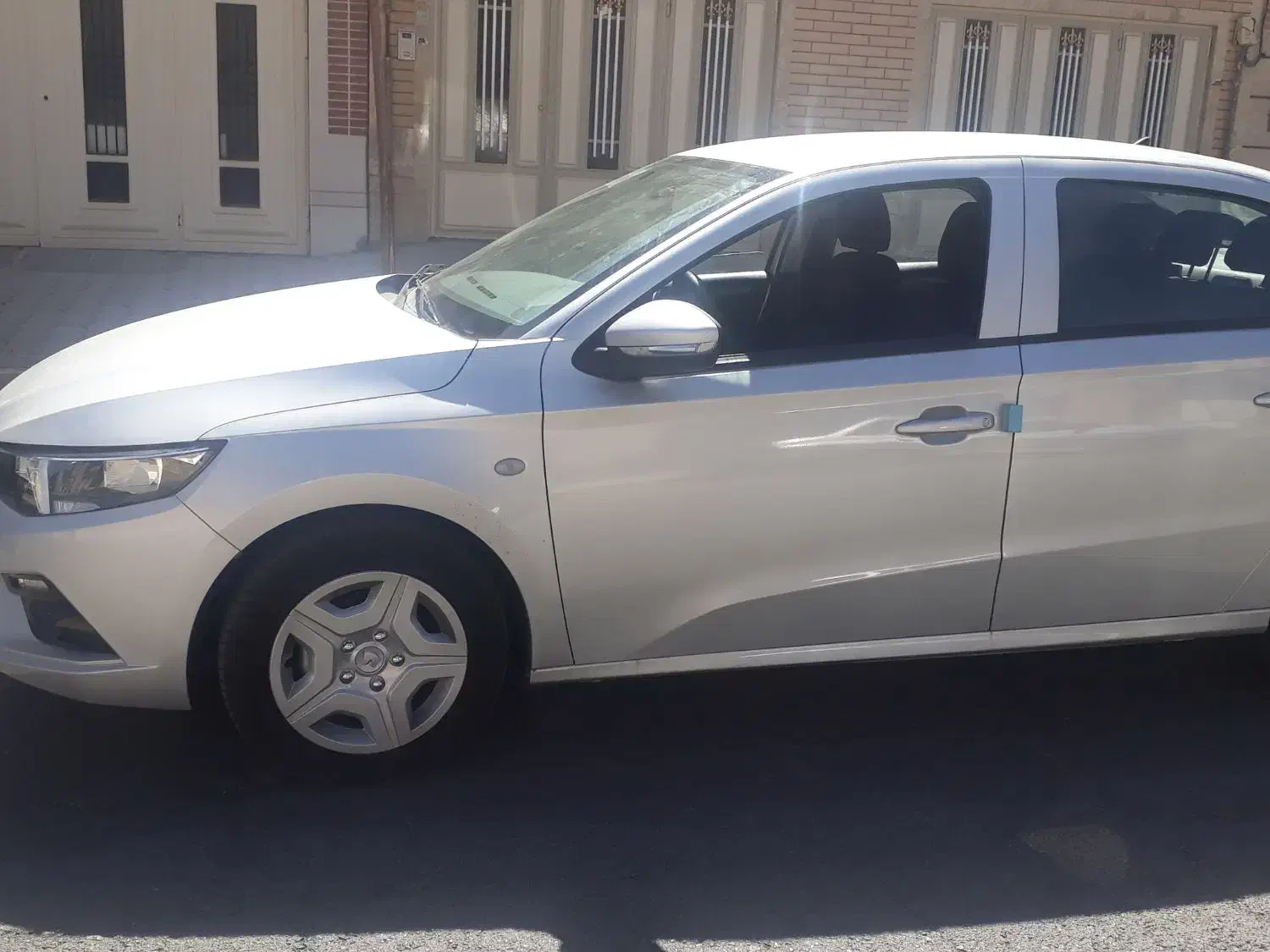 تارا دنده مدل ۴۰۱|خودرو سواری و وانت|کاشان, درب اصفهان|دیوار