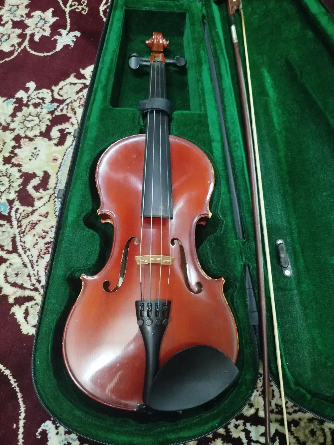 ویولن|ویولن|شیراز, کوشک میدان|دیوار