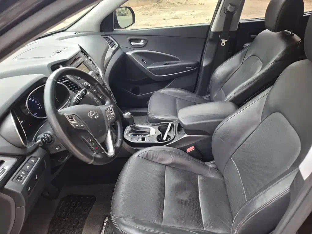 سانتافه مدل 2016موتور mpi فول تک برگ سندبی خط و خش|خودرو سواری و وانت|قم, زنبیل آباد|دیوار