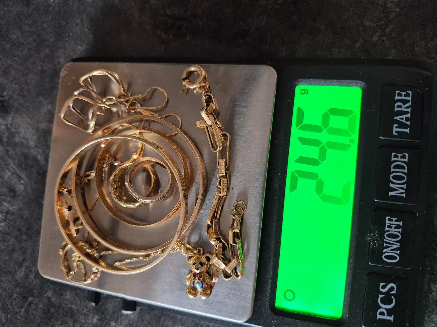 طلا|جواهرات|شیروان (خراسان), |دیوار