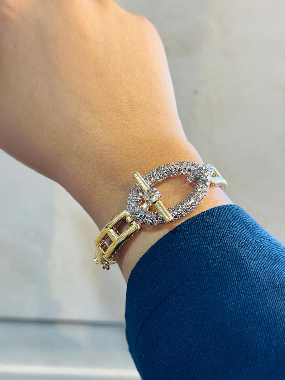 دستبند زمانی|جواهرات|بافق, |دیوار