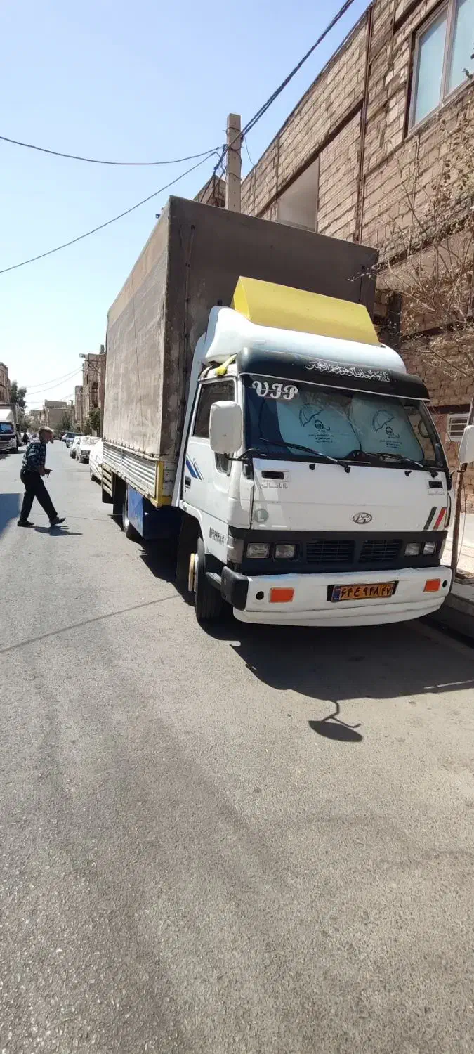 یک دستگاه هیوندای ۸۱ به فروش میرسد|خودرو سنگین|قم, نیروگاه|دیوار