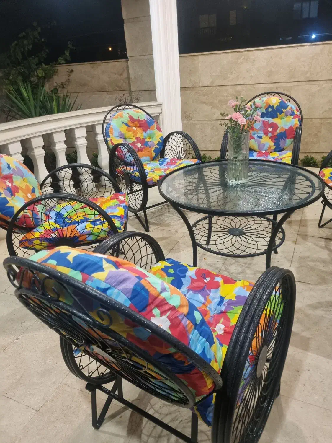 میز وصندلی حیاطی|کافی‌شاپ و رستوران|کلاچای, |دیوار