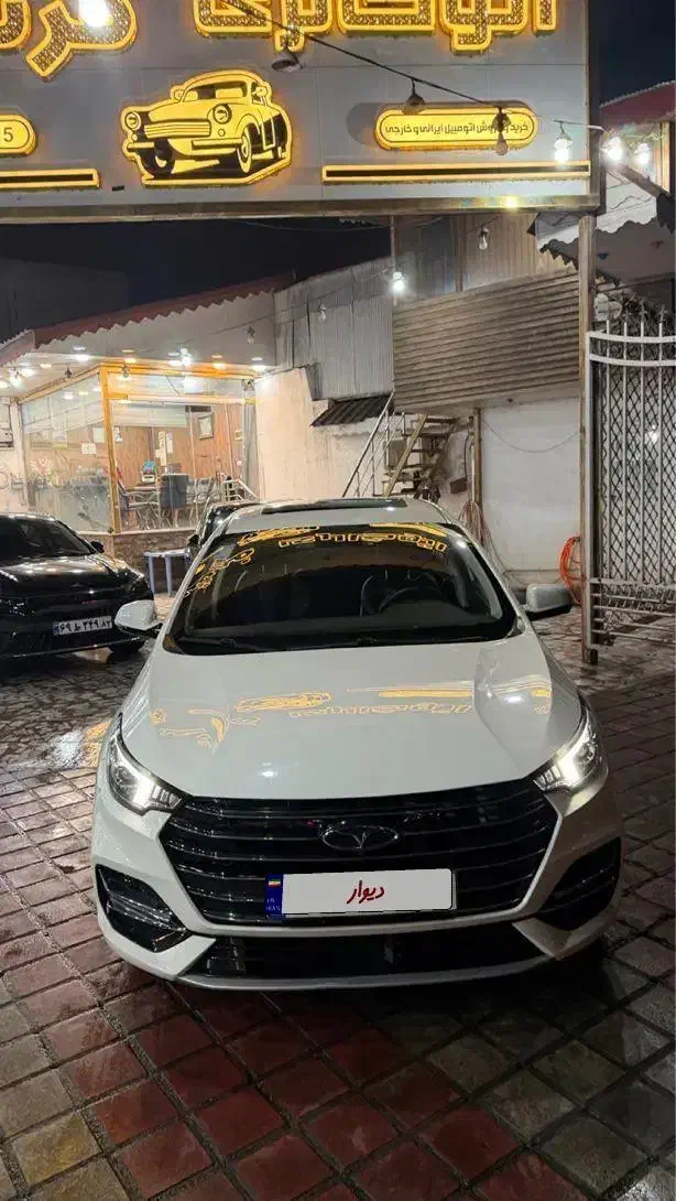 اریزو ۶ پرو مدل ۴۰۲ بیرنگ بی نقطه|خودرو سواری و وانت|رشت, استقامت ۱|دیوار