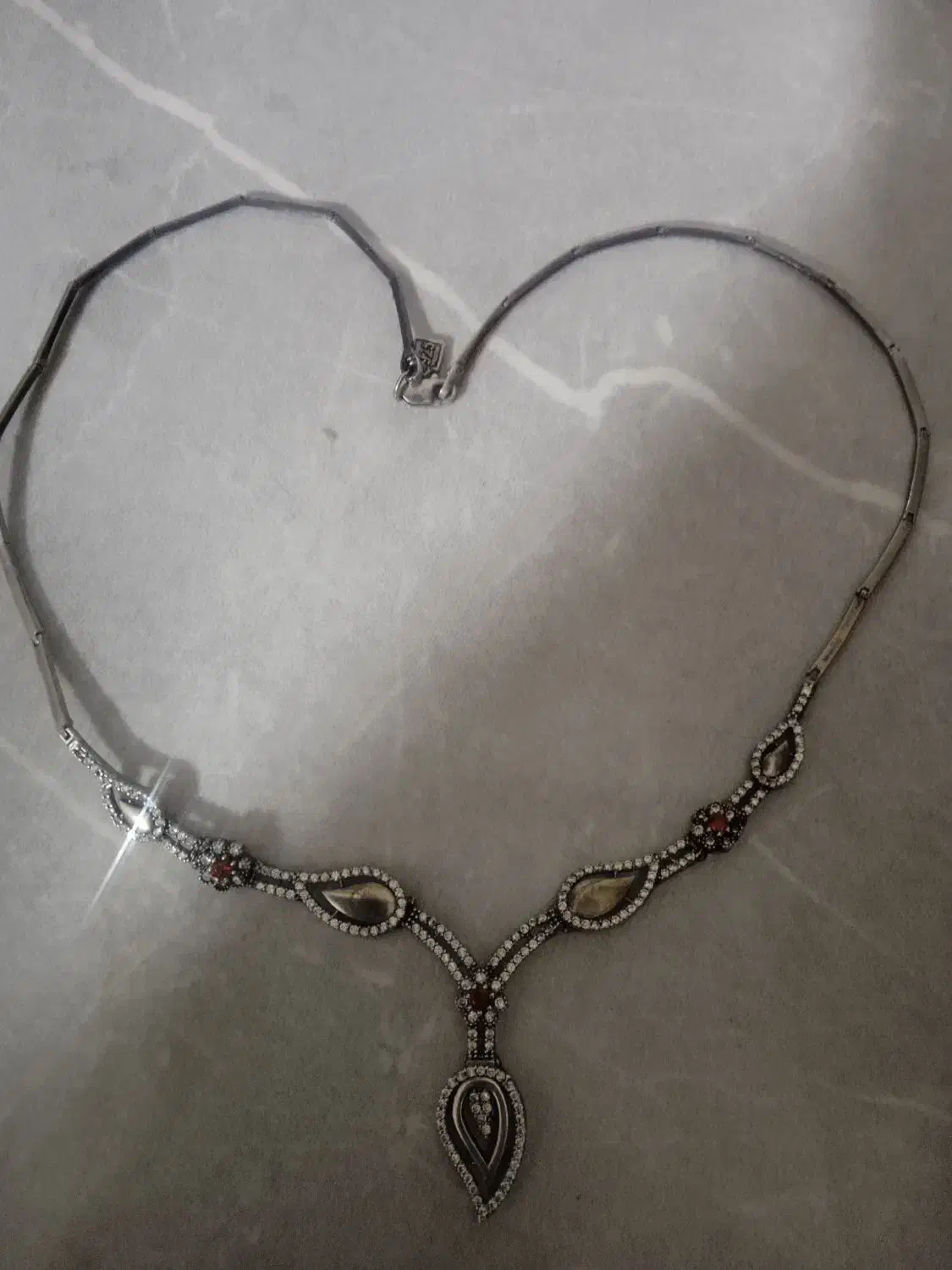 گردنبند نقره|جواهرات|تربتحیدریه, کاشانی|دیوار