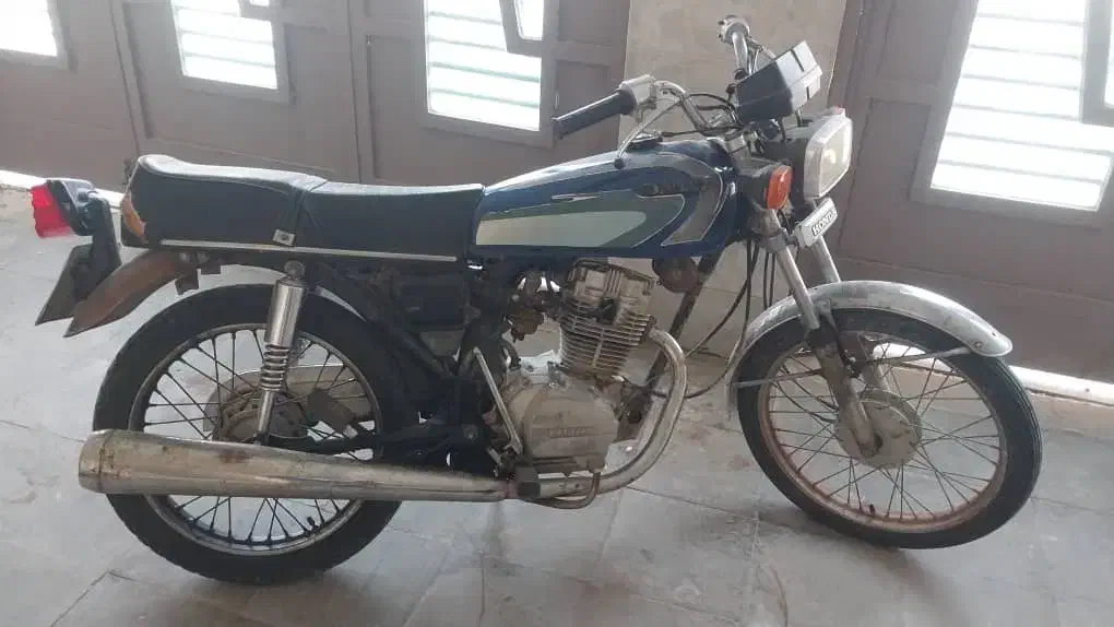 موتور سیکلت تمیز در حد نو|موتورسیکلت|کازرون, |دیوار