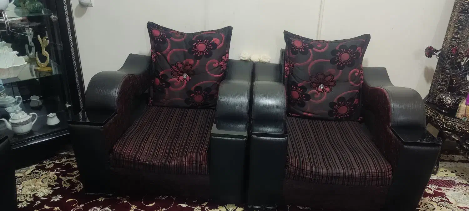 مبلمان دورو شیک همراه عسلی|مبلمان خانگی و میز عسلی|ایلام, |دیوار