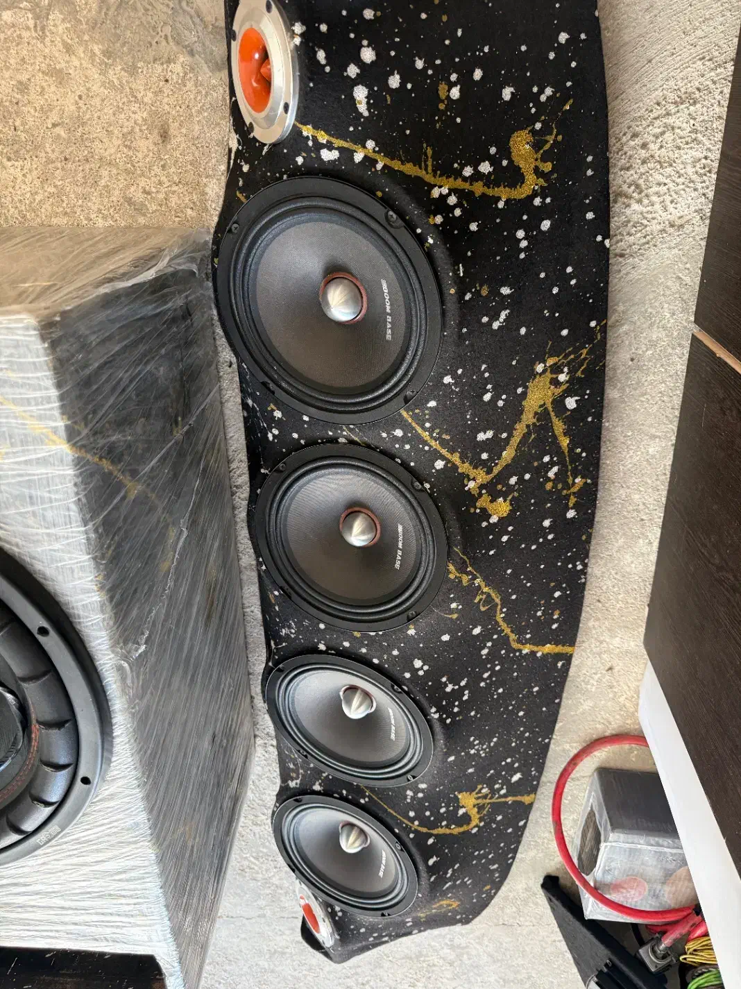 سیستم با پرتاب صدای خیلی خوب + لاستیک زیر صفری|قطعات یدکی و لوازم جانبی|حمیدیا, |دیوار