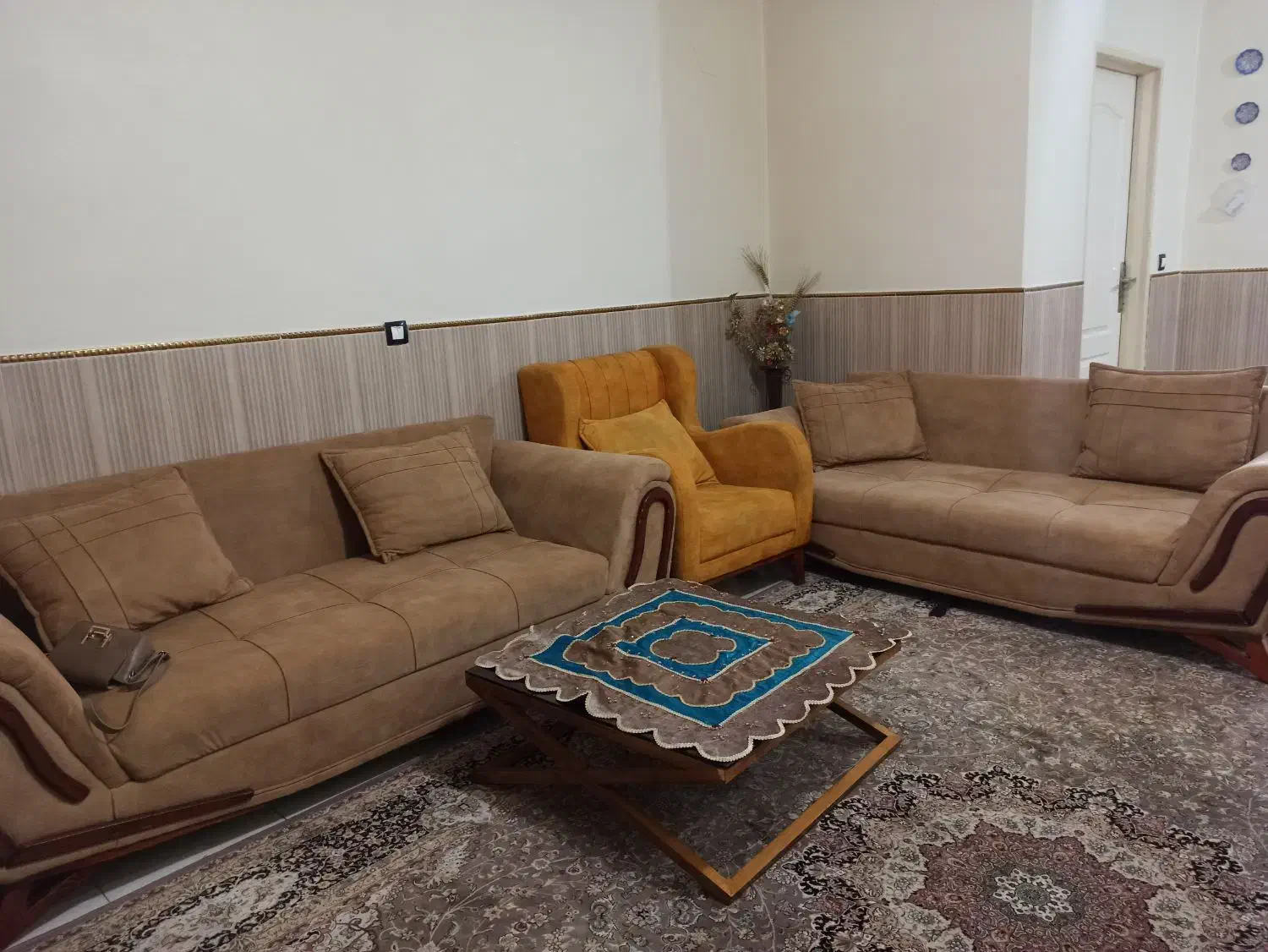 مبل چستر|مبلمان خانگی و میز عسلی|احمدآبادمستوفی, |دیوار