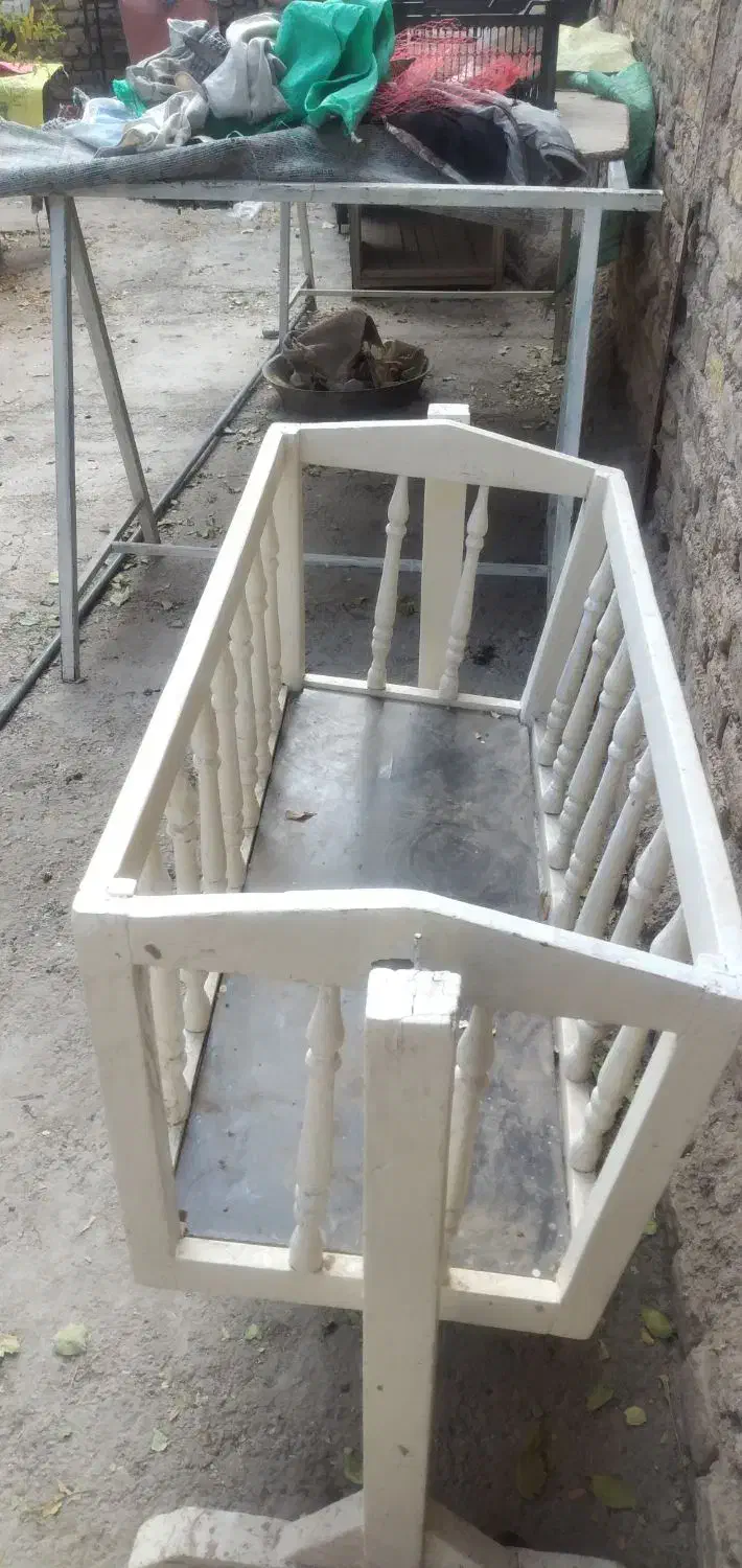 گهواره سنتی|تخت و صندلی بچه|شاهرود, |دیوار