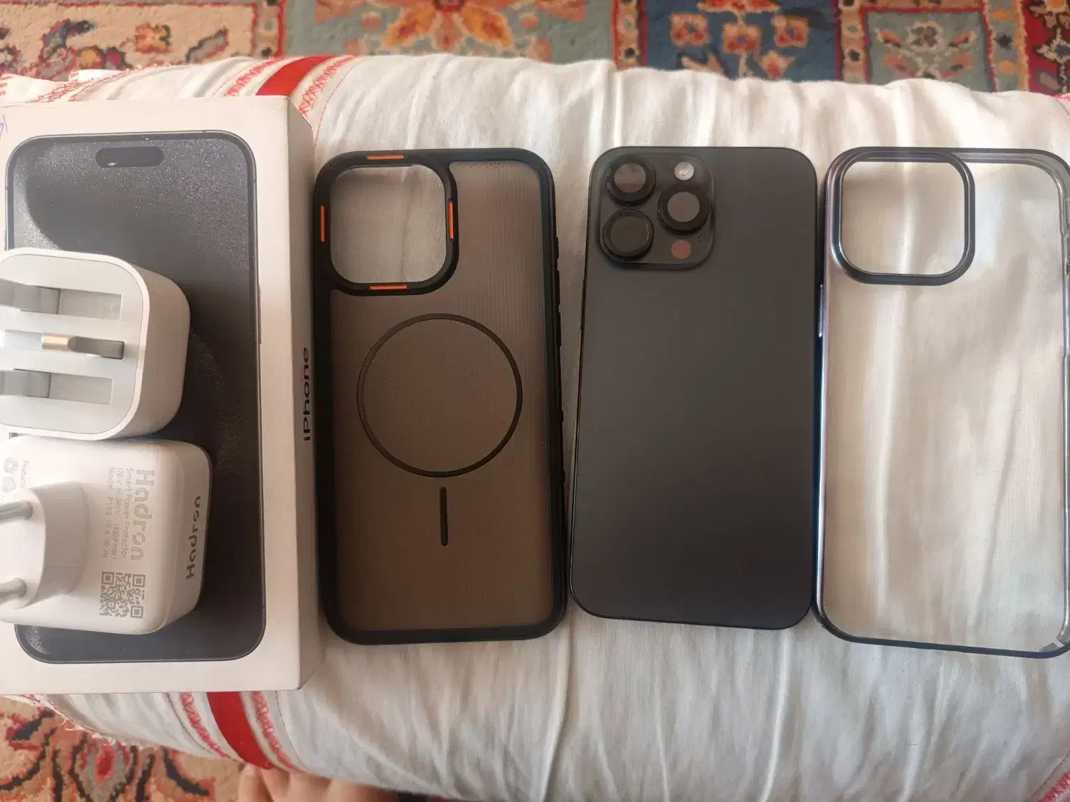 ایفن ۱۵ پرومکس (کم کار) ریجستر|موبایل|فیروزآباد (فارس), |دیوار