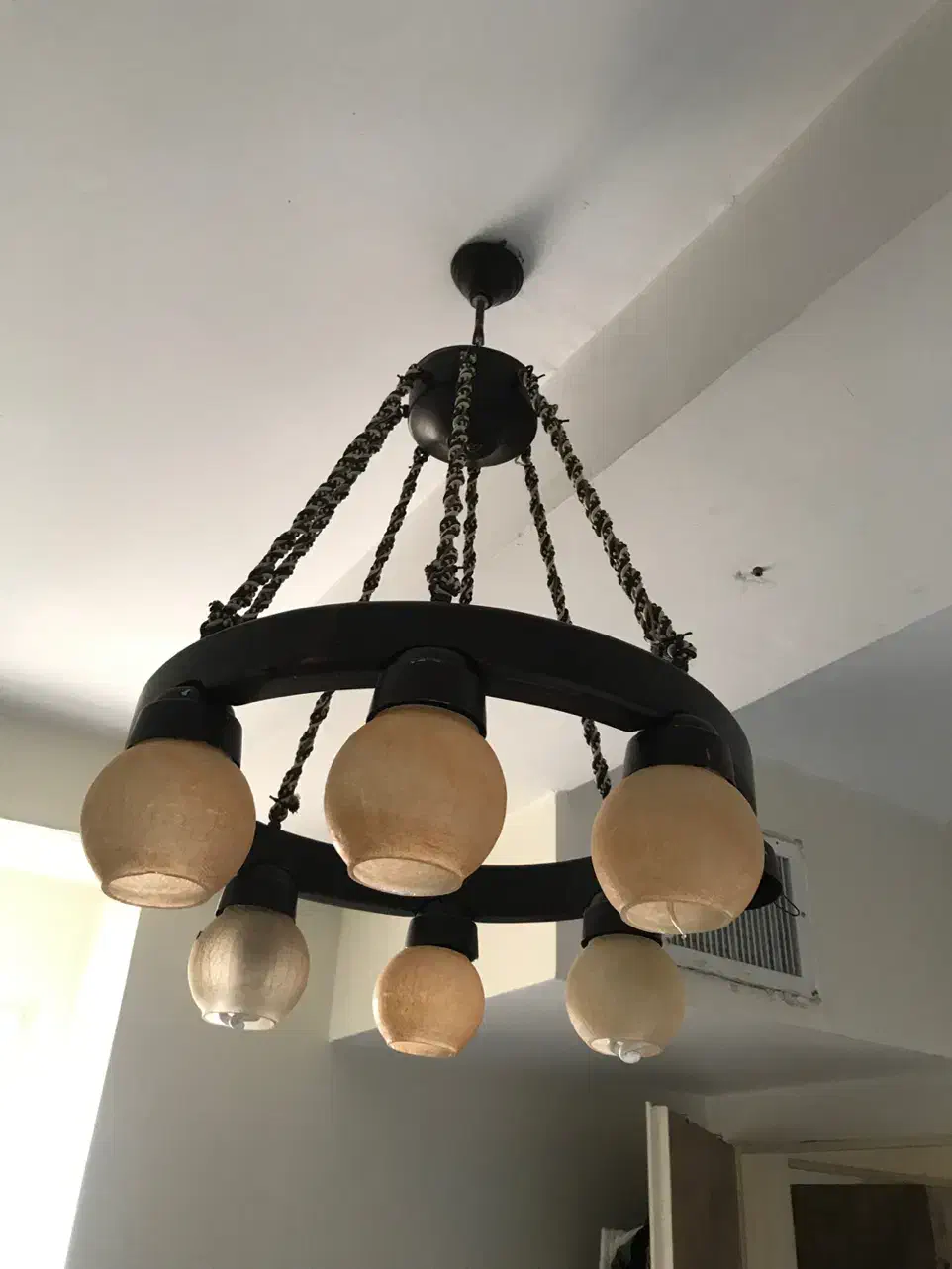 لوستر چوبی هشت شعله|لوستر و چراغ آویز|پرند, فاز ۳|دیوار