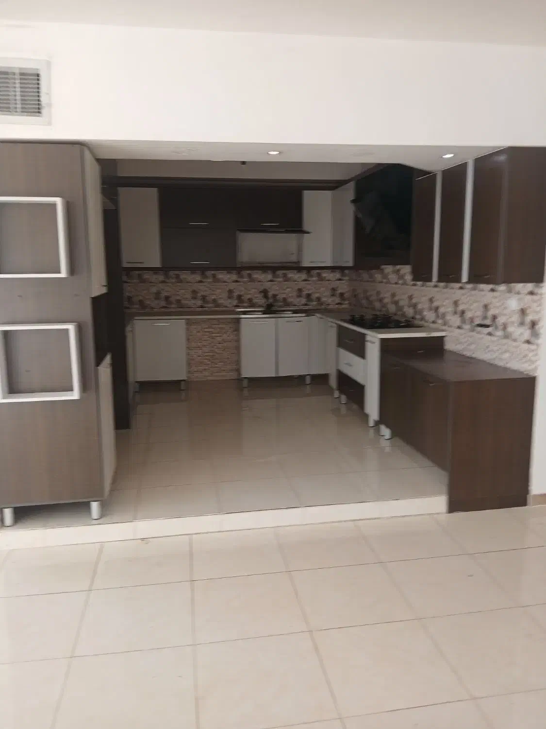 واحد طبقه 4|اجارهٔ آپارتمان|محمدشهر, محمدشهر|دیوار