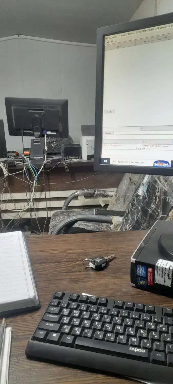 منزل ویلایی ۳ خواب دو طبقه(فقط نقد)|فروش خانه و ویلا|شیراز, شهرک مهدیه|دیوار