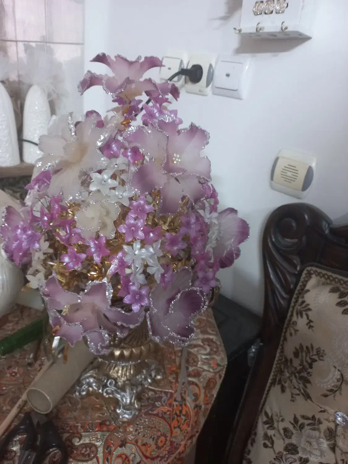 گلدان گل کریستال|گل مصنوعی|بندر انزلی, لیچارگی حسن رود|دیوار