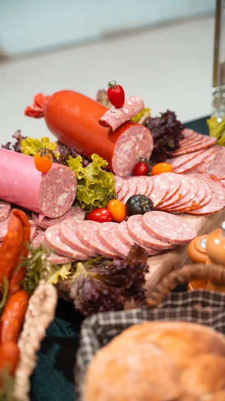 آموزش سوسیس وکالباس سلامت محوربا الهه رشید مهر|خدمات آموزشی|اصفهان, وحید|دیوار