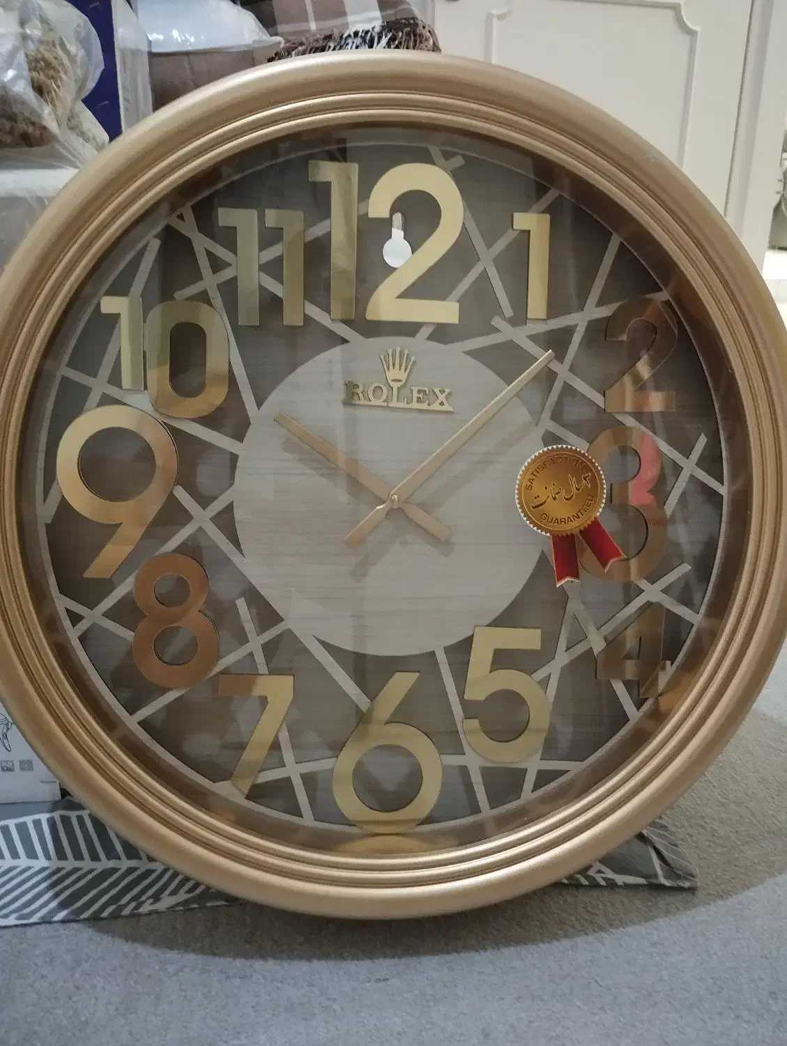 ساعت دیواری بزرگ  طلای|ساعت دیواری و تزئینی|کرج, باغستان|دیوار