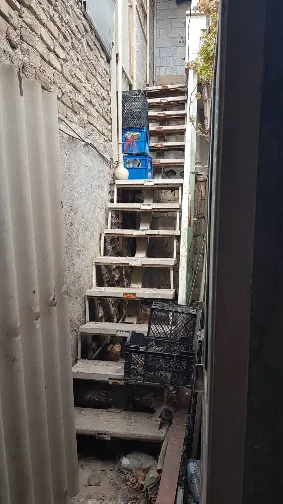 فروش در آهنی و پله|مصالح و تجهیزات ساختمان|فیروزآباد (فارس), |دیوار