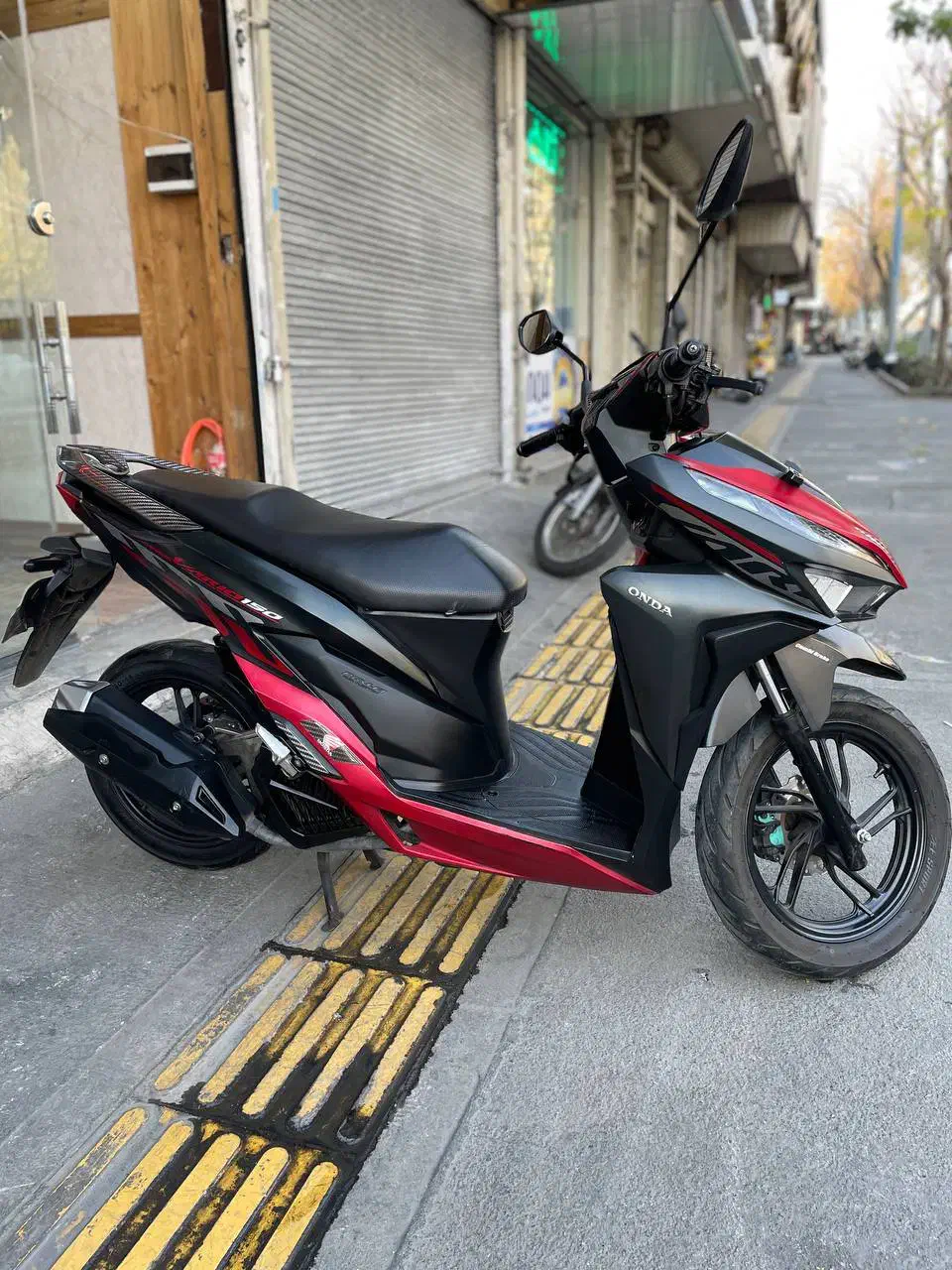 کلیک واریو ۱۵۰|موتورسیکلت|تهران, آبشار|دیوار