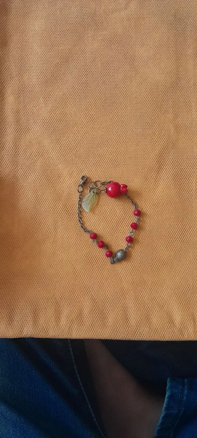 دستبند انار|بدلیجات|اصفهان, خانه اصفهان|دیوار