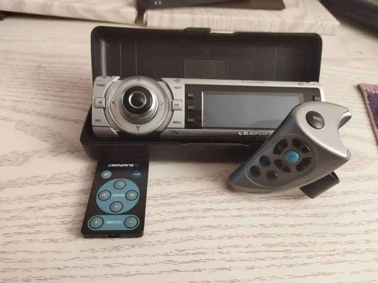 ضبط blaupunkt|قطعات یدکی و لوازم جانبی|مشهد, جاهد شهر|دیوار