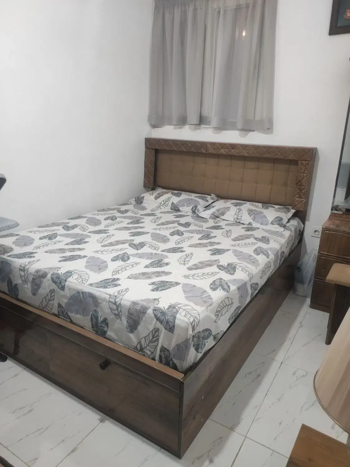 سرویس خواب|تخت و سرویس خواب|کرمانشاه, |دیوار