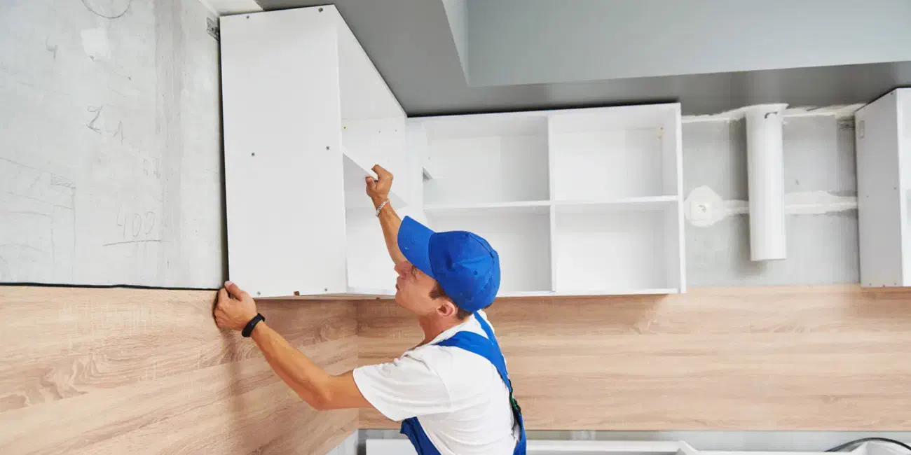 نصاب کابینت کمد|استخدام صنعتی، فنی، مهندسی|رضوانشهر, |دیوار