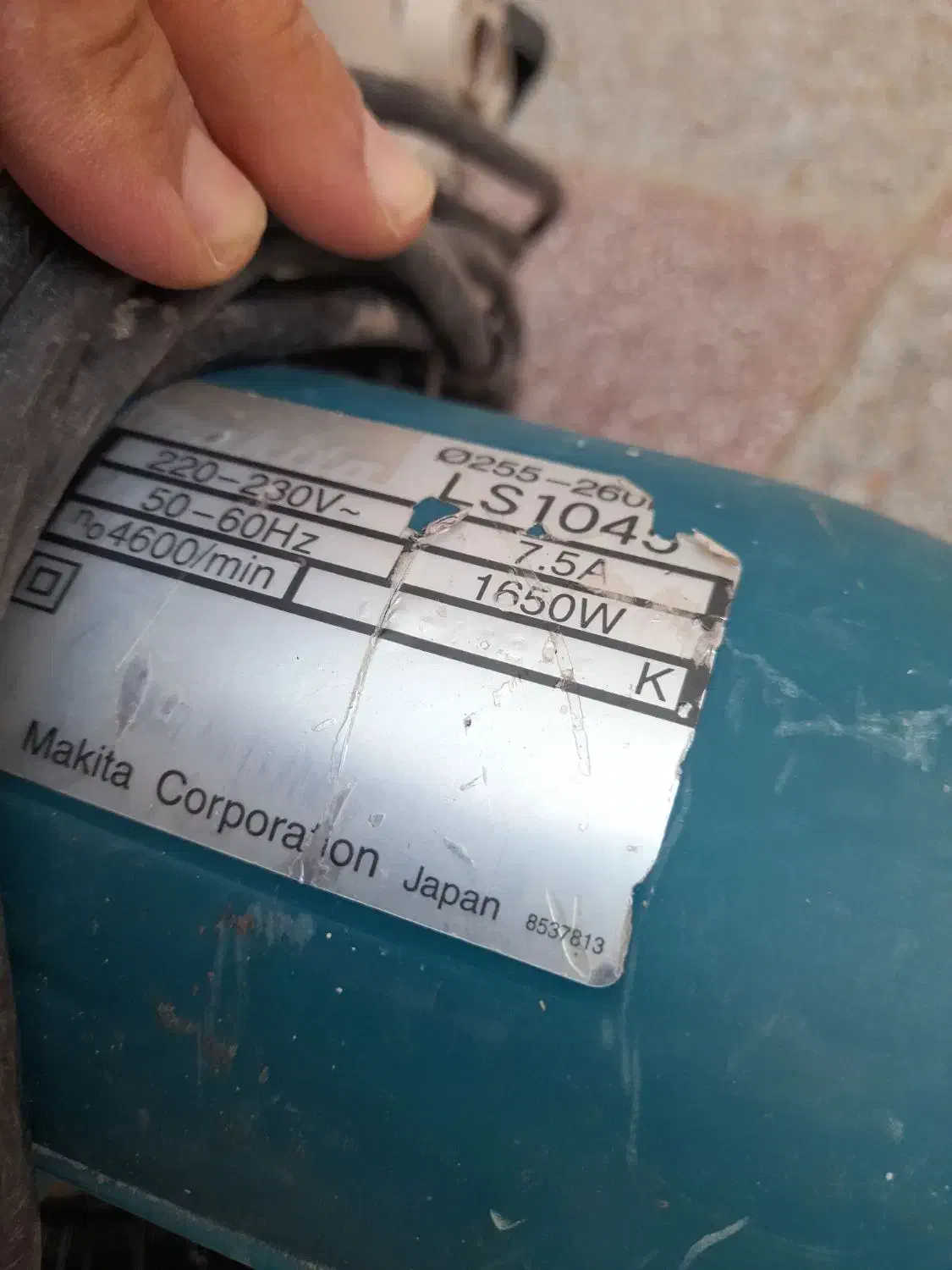 فارسی بر ماکیتا اصلی ژاپنی|ماشینآلات صنعتی|اصفهان, فردوان|دیوار