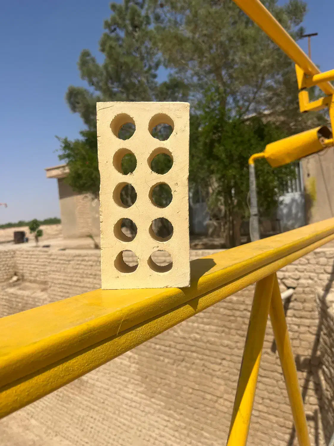 آجر سوراخی دامغان فروش مستقیم|خدمات پیشه و مهارت|گنبد کاووس, |دیوار