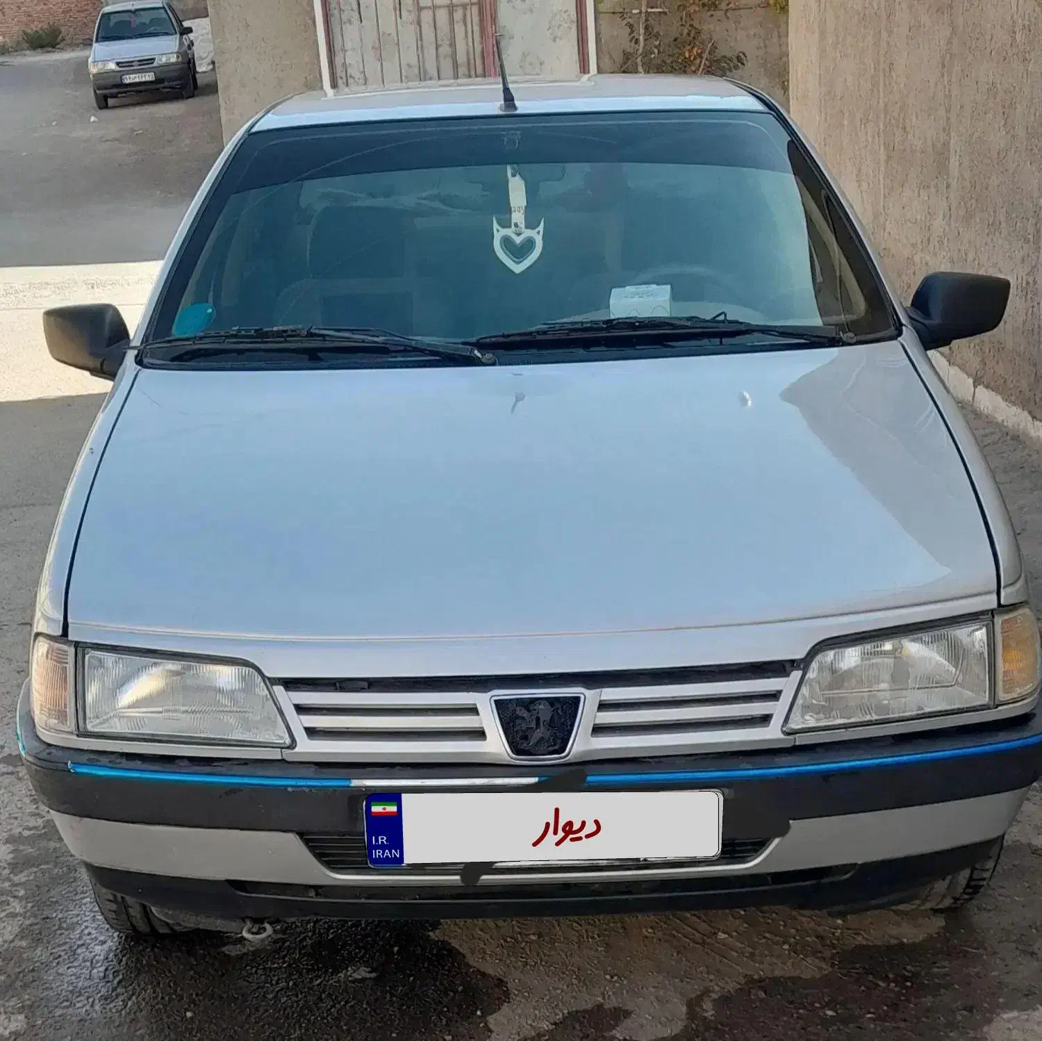 پژو۴۰۵ نقرهای|خودرو سواری و وانت|اهر, |دیوار