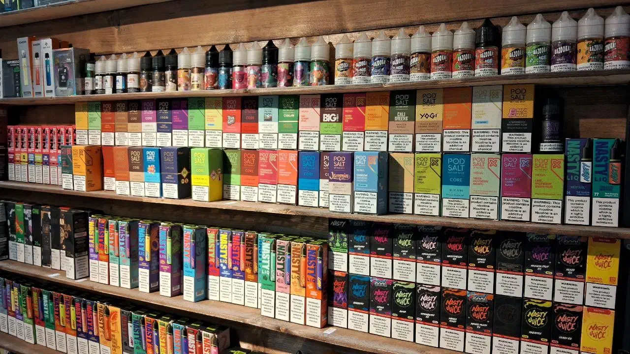 انواع ویپ و پاد و سالت و جویس|زیورآلات و اکسسوری|پرند, فاز ۰|دیوار