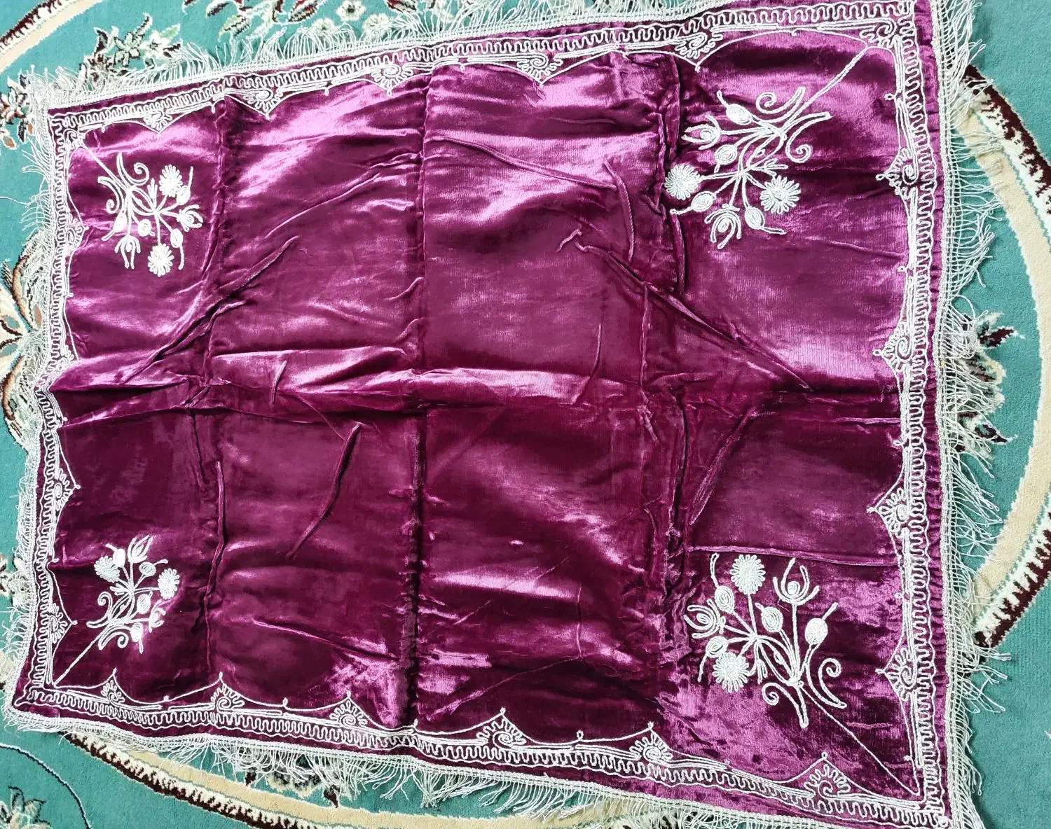 رومیزی مخمل قدیمی نو وسجاده|صنایع دستی و سایر لوازم تزئینی|حمیدیا, |دیوار