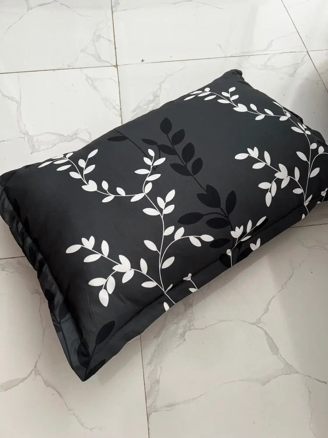 بالشت|رختخواب، بالش، پتو|سبزوار, امیر کبیر|دیوار