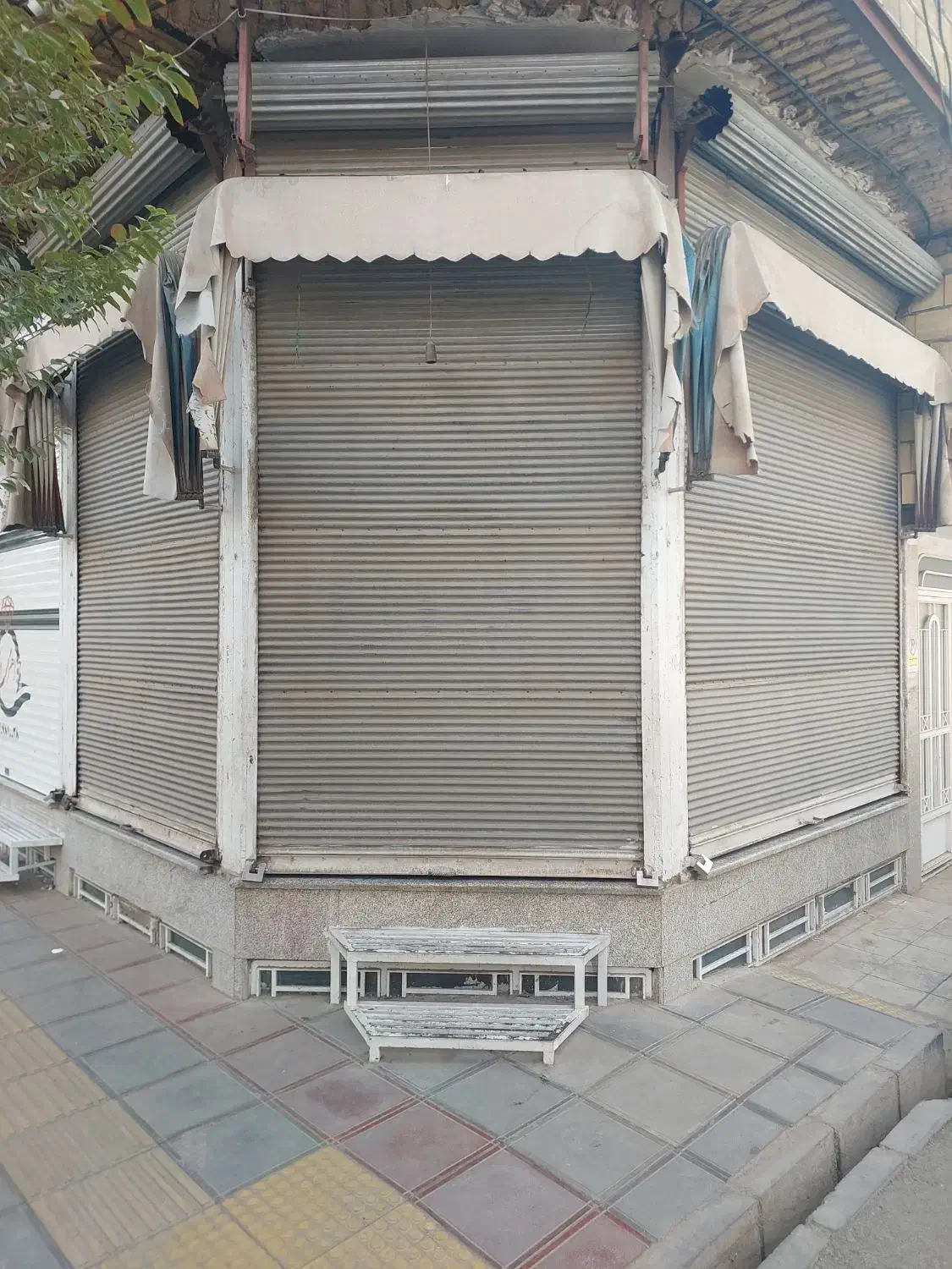 کرکره و سایه بان مغازه|مصالح و تجهیزات ساختمان|قم, امامزاده ابراهیم|دیوار