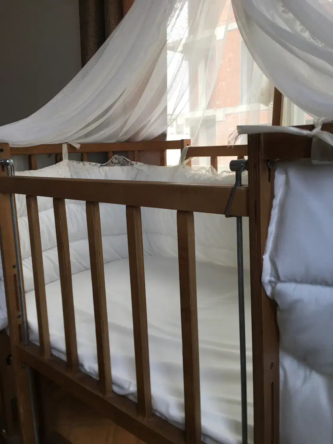 تخت خواب نوزاد|تخت و صندلی بچه|نوشهر, |دیوار